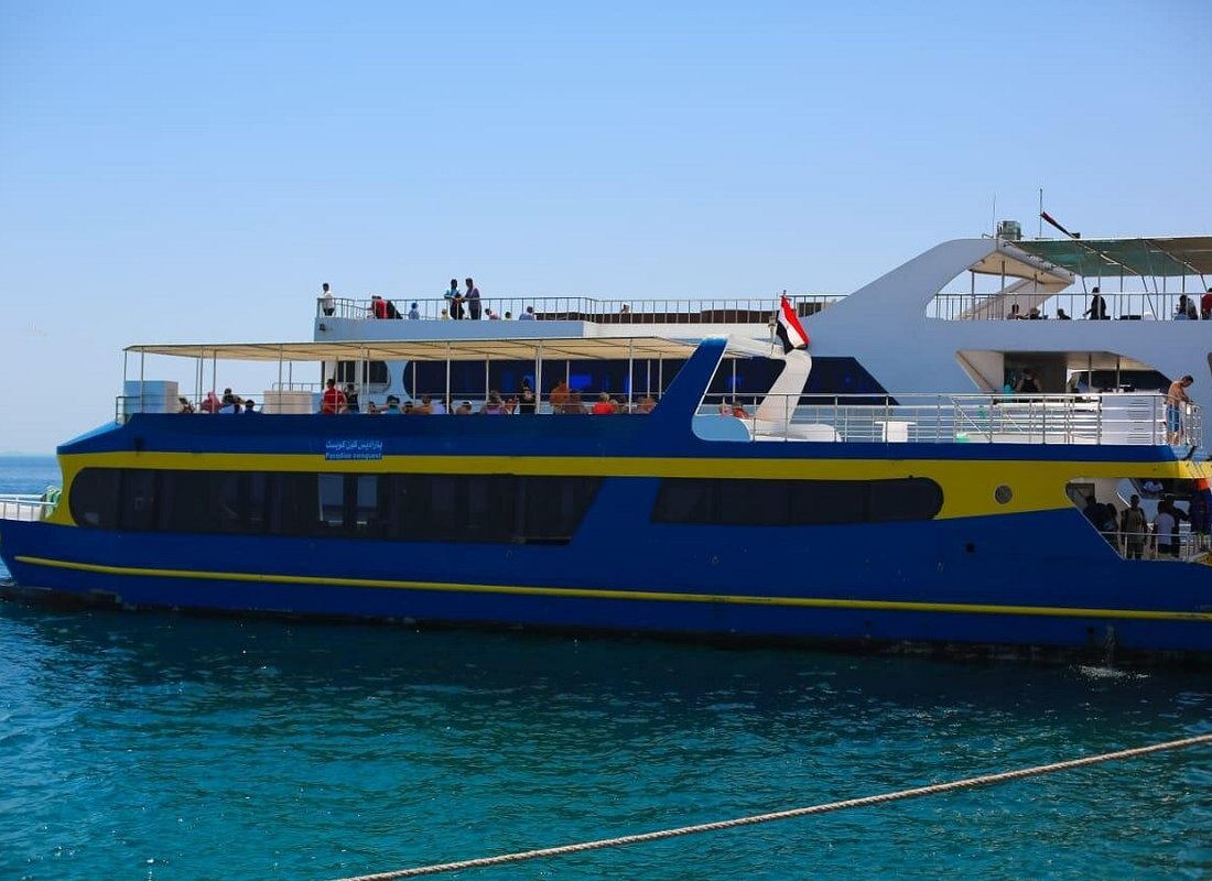 Sun Island Boat Trip in Hurghada